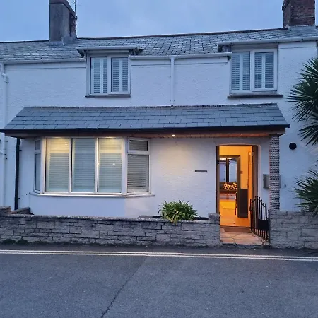 Neet Retreat - Sleeps 7 Next To Beach Bude Exterior photo