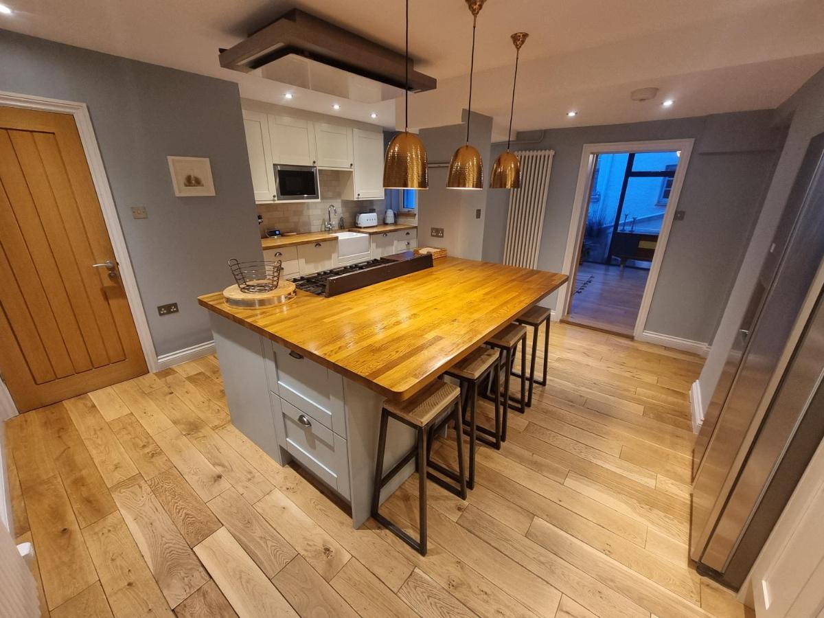 Neet Retreat - Sleeps 7 Next To Bude